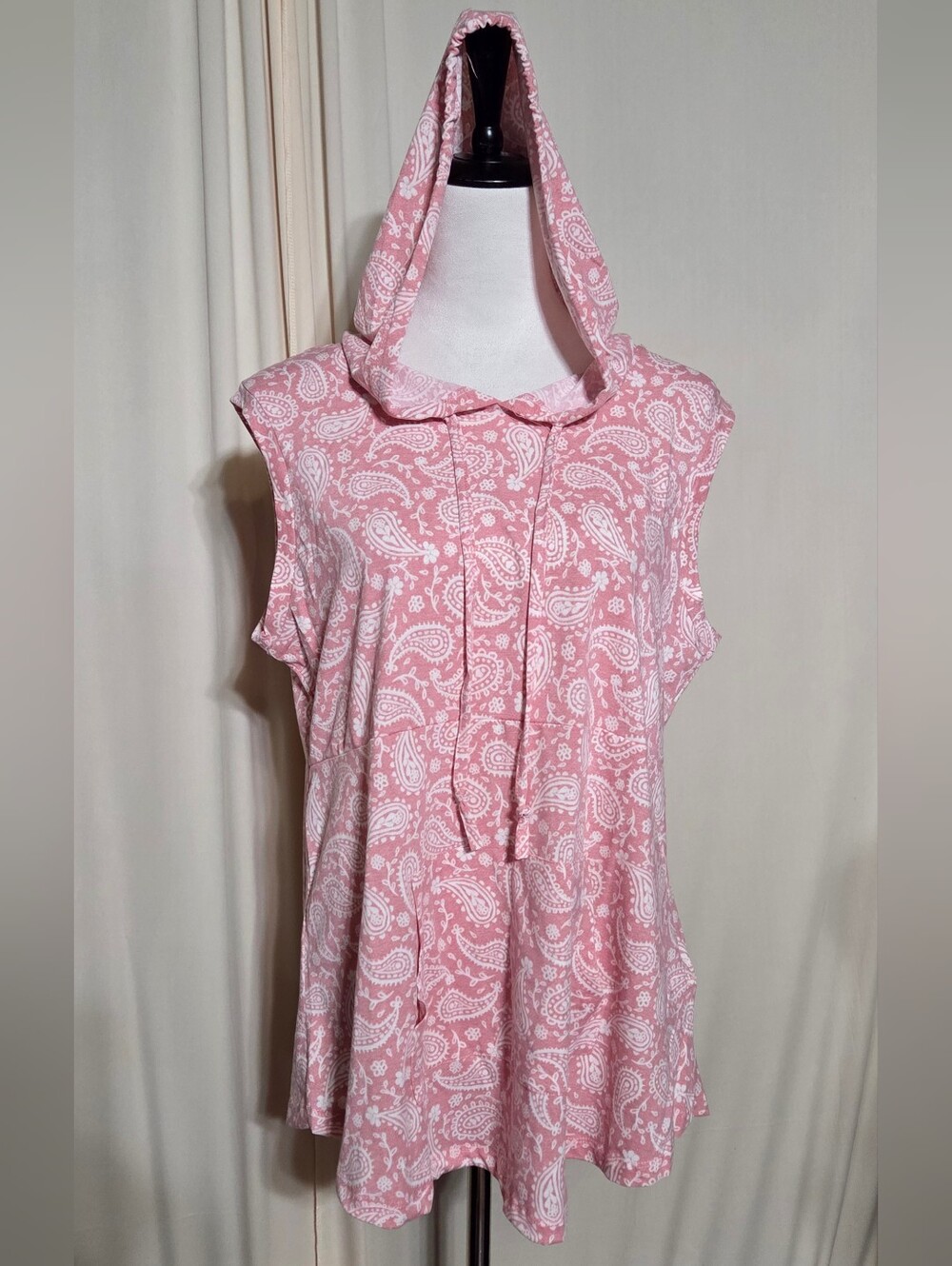 LuLaRoe Pink Paisley Print Sleeveless "Brittany" Hooded Tank Top Size Large NWT - Picture 4 of 13